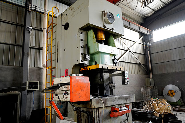 生產(chǎn)車(chē)間